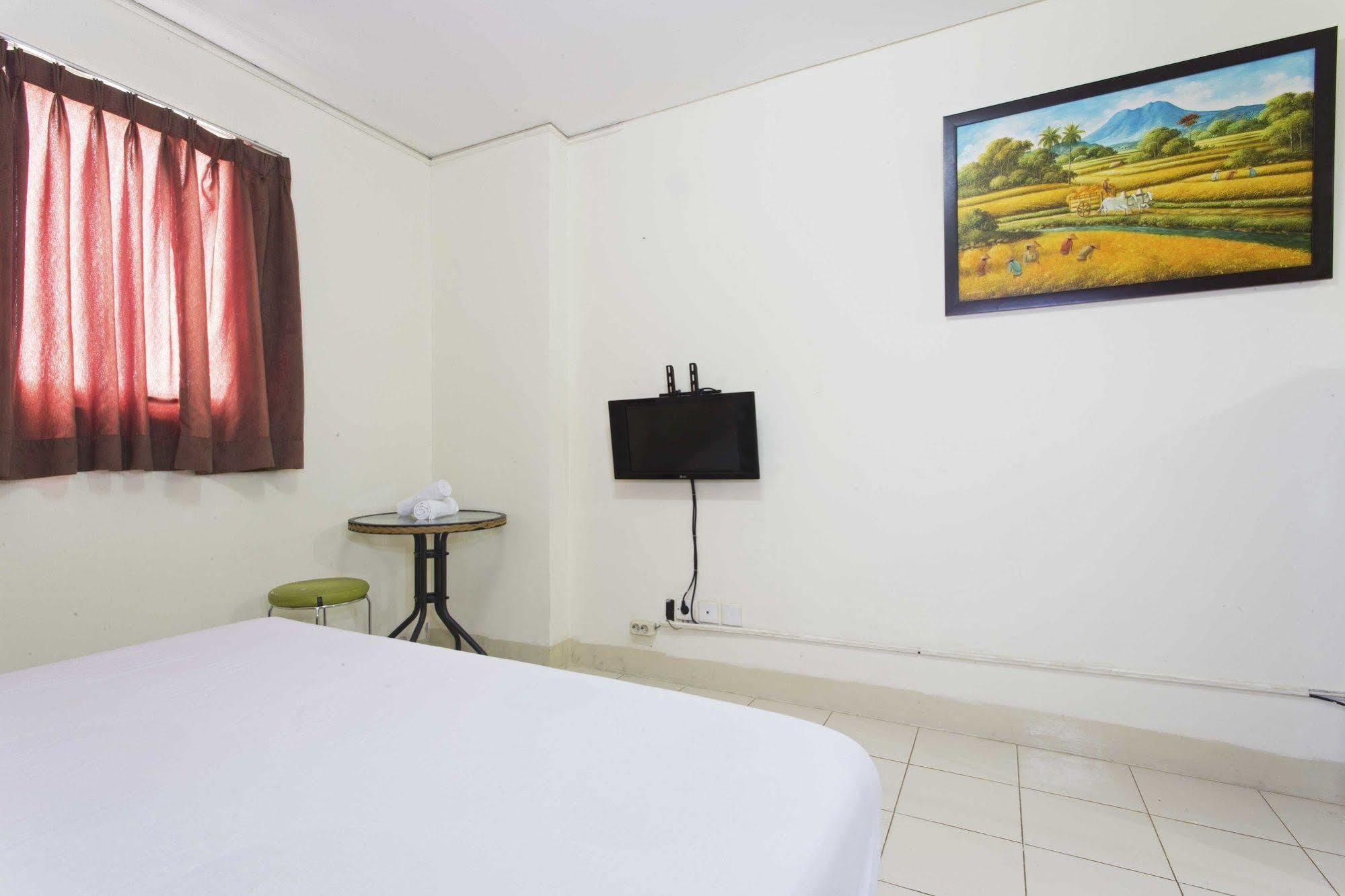 Reddoorz Apartment @ Pulo Gadung Jakarta Eksteriør bilde